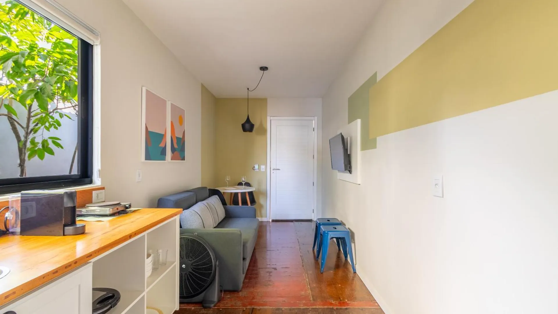 Ac-Bbq-1000Mbps-Casa Container-Cozinha Completa Apartman Florianópolis